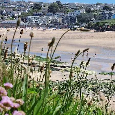 Apartment 6 Porth Sands Newquay Cornwall Luxury With Sea Views *