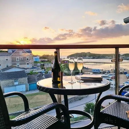 6 Porth Sands Newquay Cornwall Luxury With Sea Views Apartment